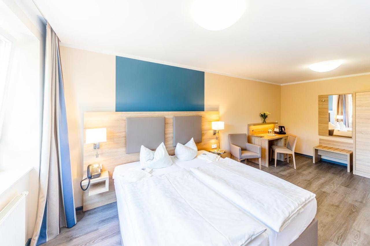 Hotel Ruegenblick Stralsund Buitenkant foto