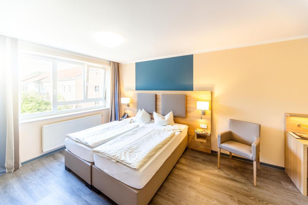 Hotel Ruegenblick Stralsund Buitenkant foto
