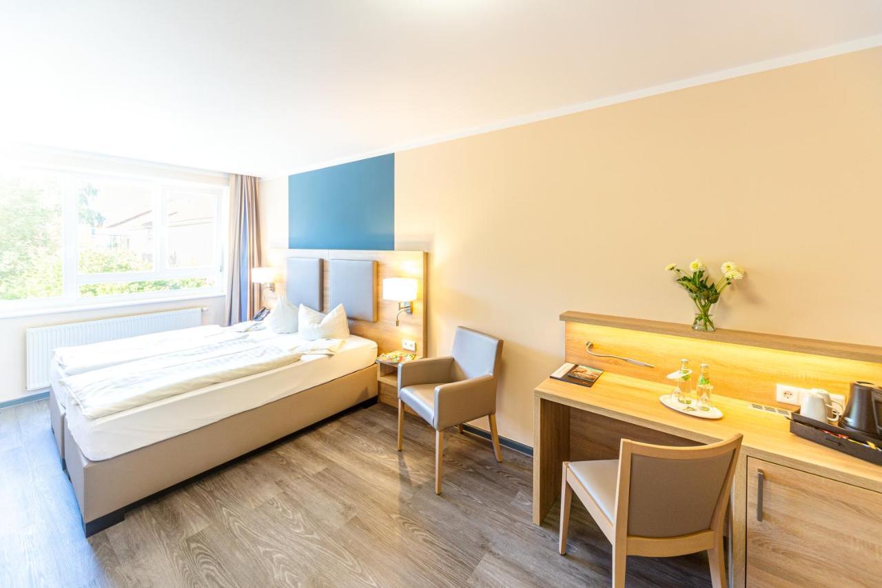Hotel Ruegenblick Stralsund Buitenkant foto