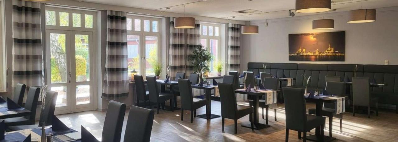 Hotel Ruegenblick Stralsund Buitenkant foto