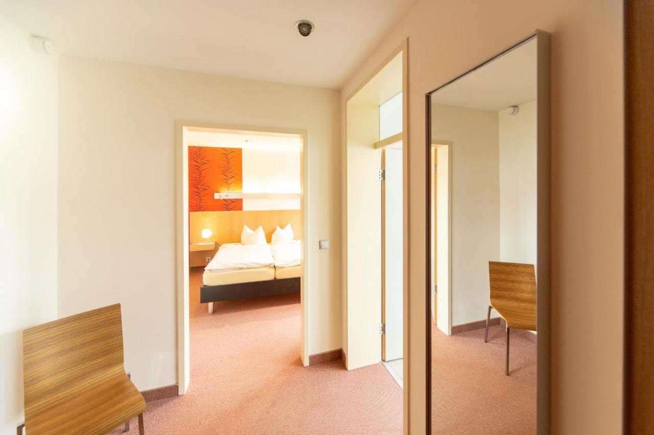 Hotel Ruegenblick Stralsund Buitenkant foto